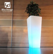 Pot de fleurs éclairé par LED Palo