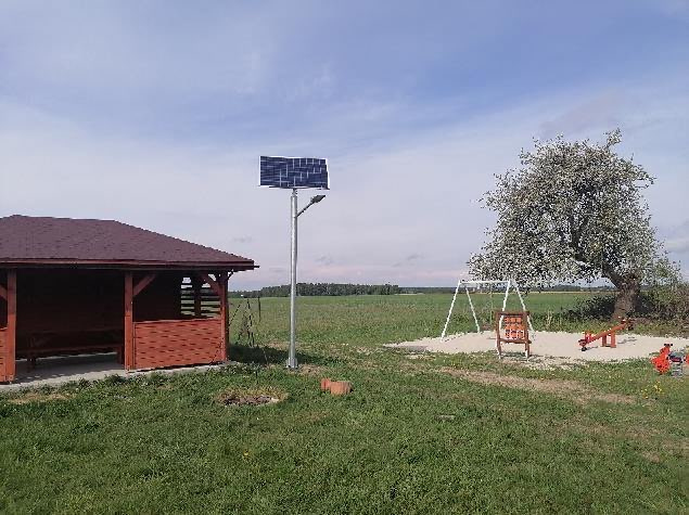 Latarnia solarna W Kamionkach gm. Aleksandrów