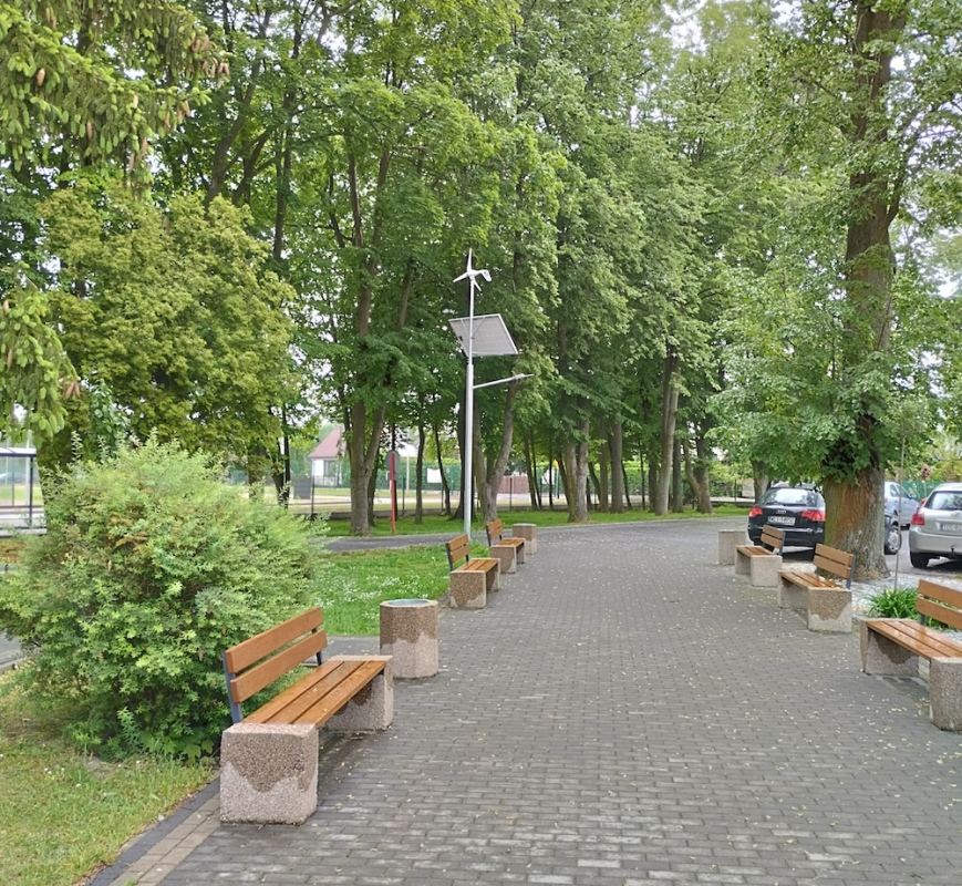 Oświetlenie miejskie Sienno woj. mazowieckie, latarnie hybrydowe