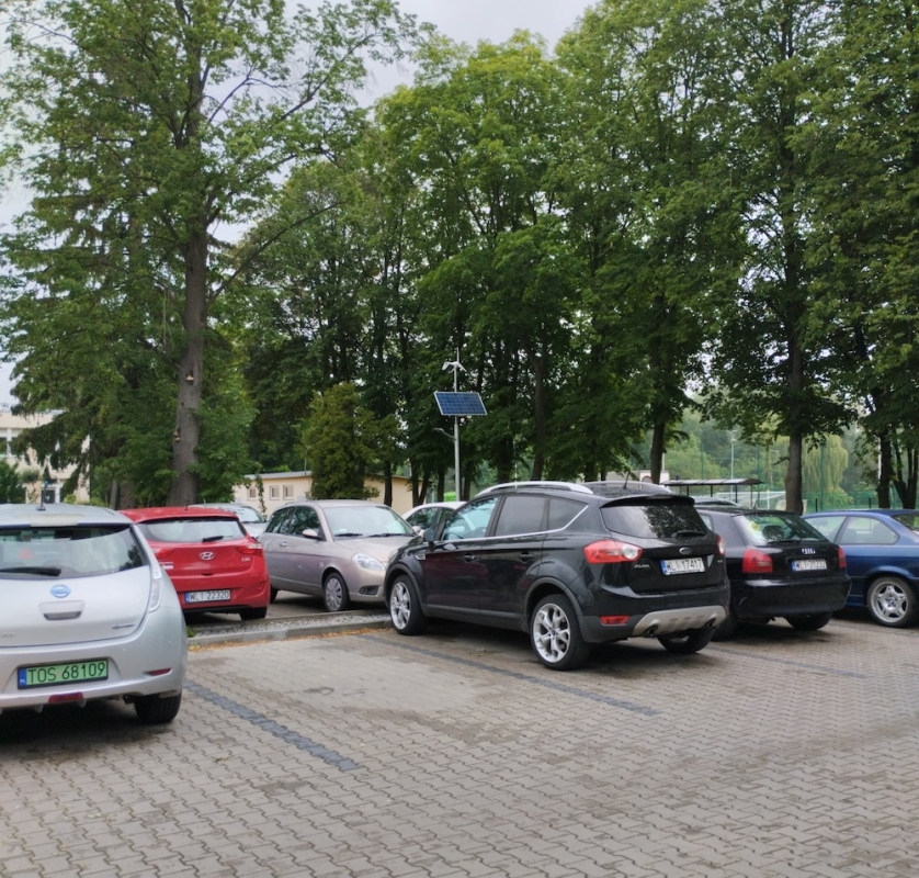 Oświetlenie miejskie Sienno woj. mazowieckie, latarnie hybrydowe